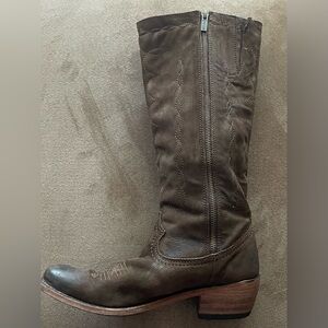 Liberty Distressed Leather Cowboy Riding Boots